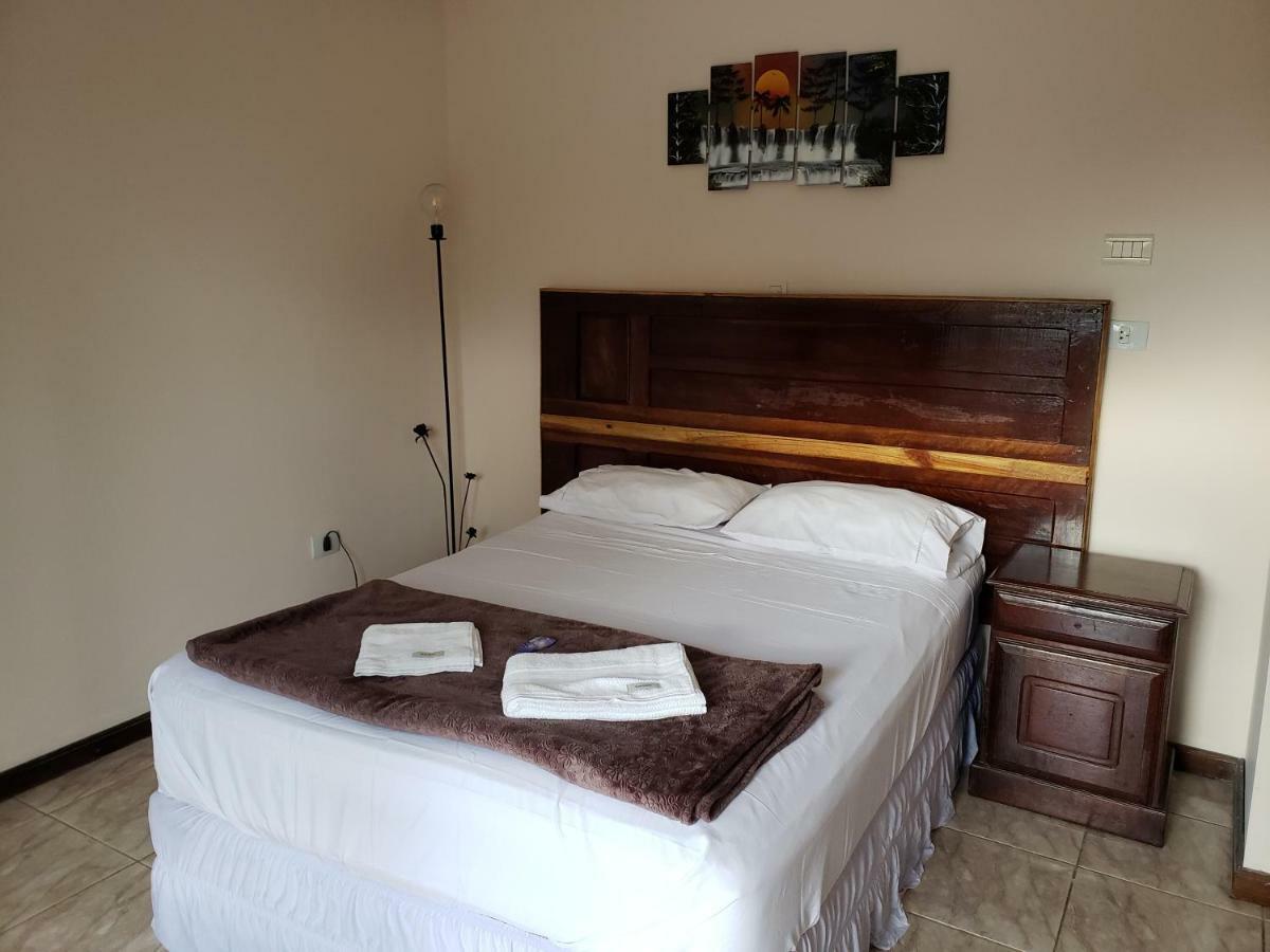 Apart Hotel El Duende Puerto Iguazú Buitenkant foto